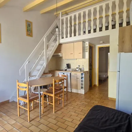 Maisonnette 2 Terrasses Proche Holiday home *